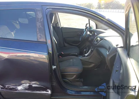 2019 Chevrolet Trax Ls z USA, uszkodzony, nr VIN 3GNCJKSB7KL247341